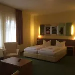Hotel Gaestehaus Blaue Ecke 2*