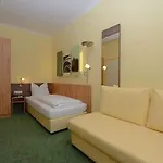 Hotel Gaestehaus Blaue Ecke Adenau