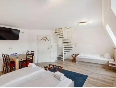 Gaestehaus Blaue Ecke فندق