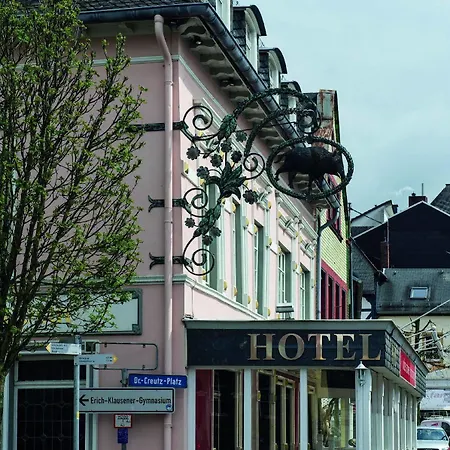 Gaestehaus Blaue Ecke فندق آدناو