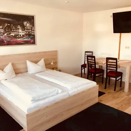 Gaestehaus Blaue Ecke 2*