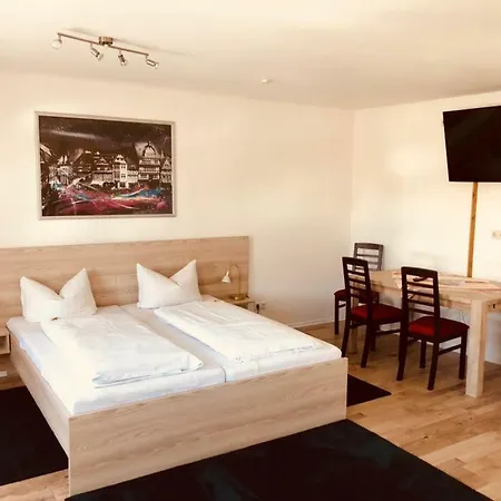 Gaestehaus Blaue Ecke 2* آدناو