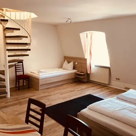 Gaestehaus Blaue Ecke آدناو