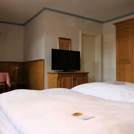 فندق Gaestehaus Blaue Ecke آدناو