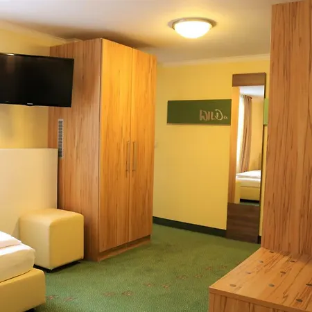 Gaestehaus Blaue Ecke 2* آدناو