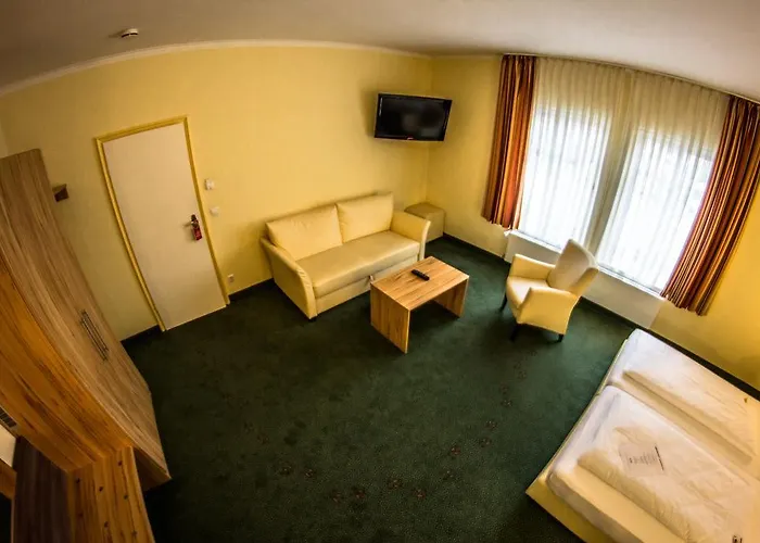 Hotel Gaestehaus Blaue Ecke Adenau