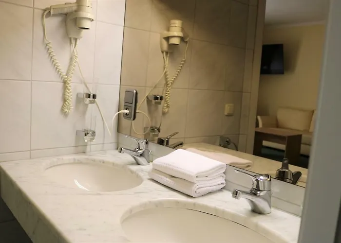 Hotel Gaestehaus Blaue Ecke 2*