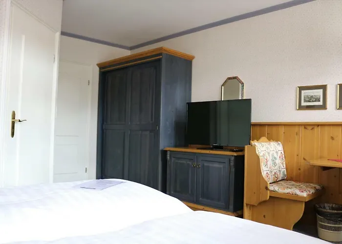 Gaestehaus Blaue Ecke 2* アーデナウ